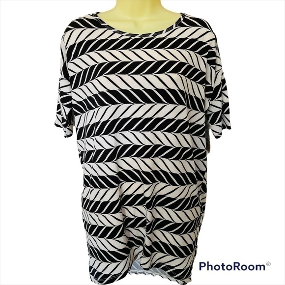 BLACK and white striped Casual Blouse. NWT - Picture 1 of 5